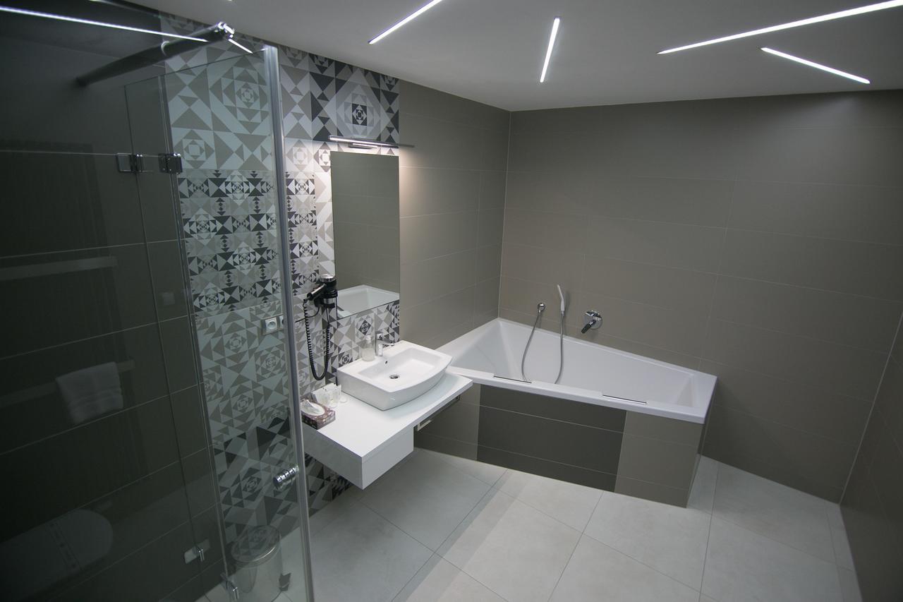 Hotel U Kostela Модржице Экстерьер фото
