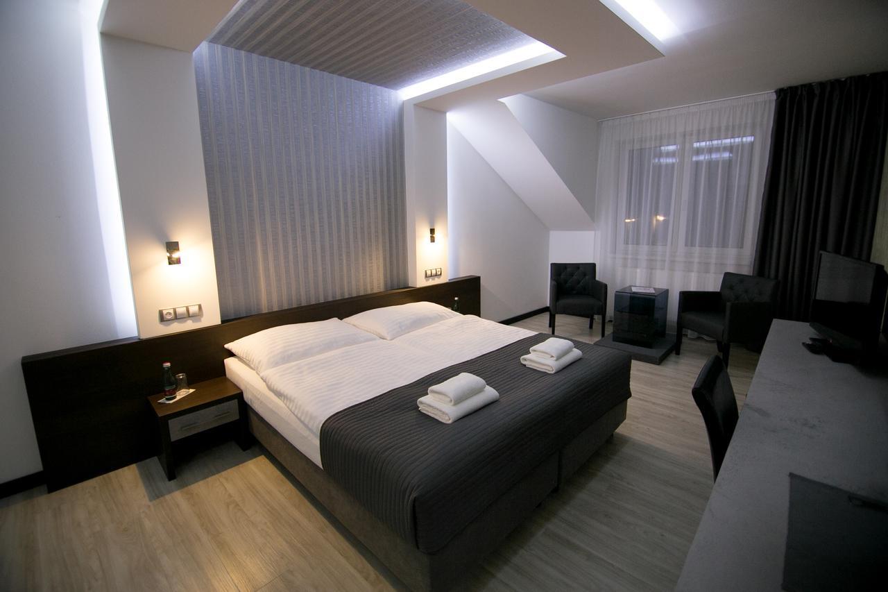 Hotel U Kostela Модржице Экстерьер фото